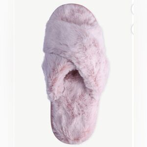 No Boundaries Pink Fuzzy Slippers